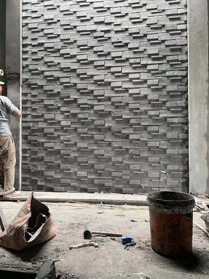 Đá ong ghép từ đá ong xám tự nhiên – bền chắc, chống trơn, thẩm mỹ cao. Chuyên sản xuất đá ong trang trí, đá ghép ong xám ốp mặt tiền, giá tận xưởng.